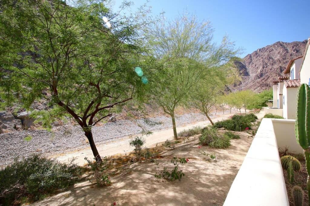 Luxurious Villa With Majestic Mountain View, 12 Pools, Spas, Ground Floor La Quinta Exteriér fotografie